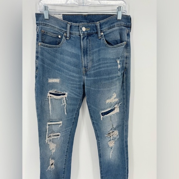 H&M Skinny Coupe Moulante Distressed Jeans Size 32/32 - Picture 3 of 12